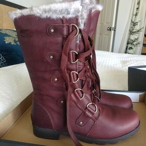 Sorel Women's Waterproof Lace Up Boot w/ Fur